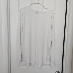 ZYIA Active White Long Sleeve Shirt
